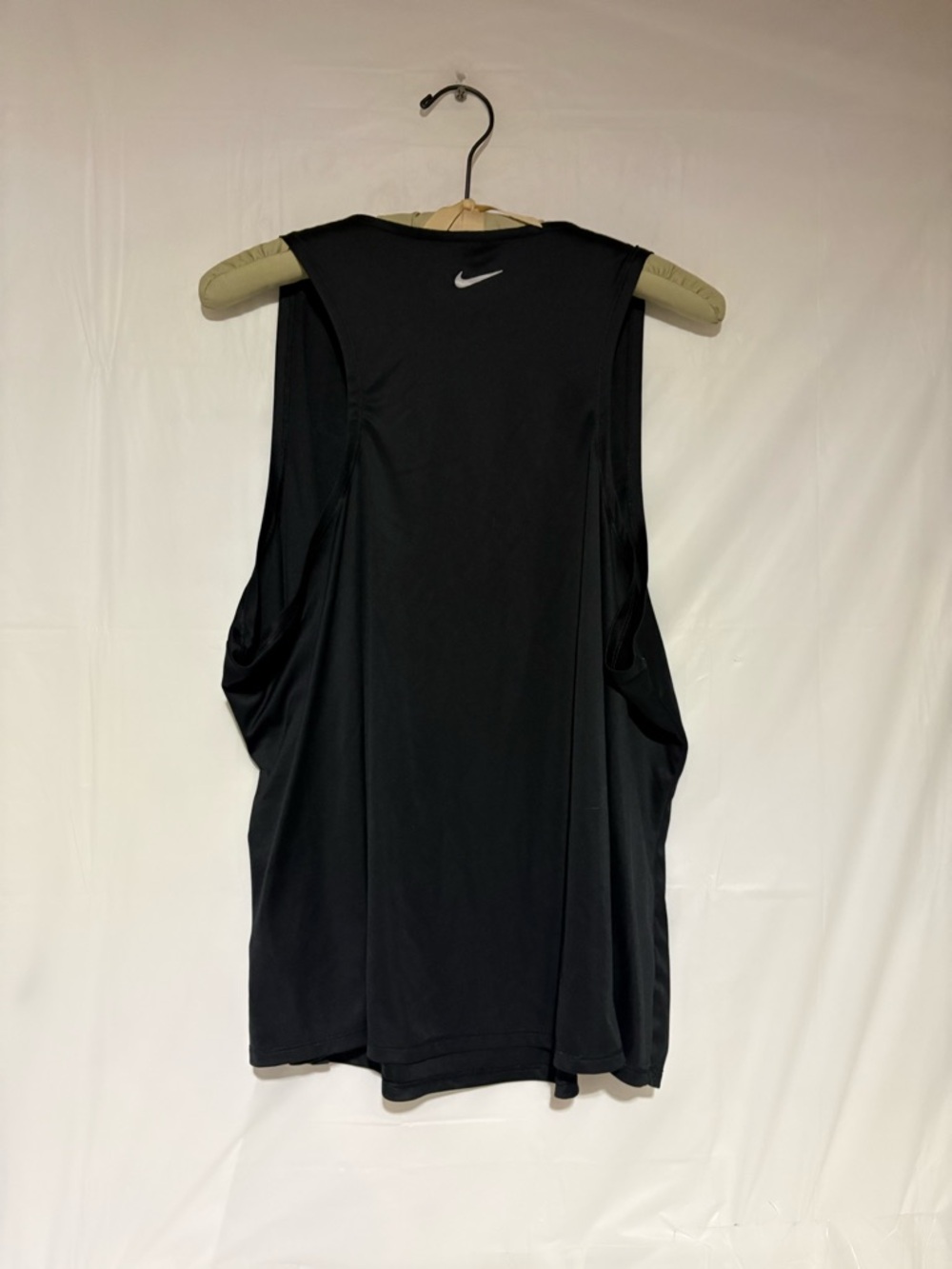 Nike Black Athletic Dri-FIT Tee with White Swoosh - Picture 4 of 8